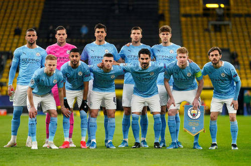 里程碑，徐新已为上海海港出战100场比赛（徐新迎来里程碑：代表上海海港出战第100场）