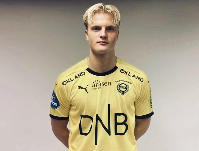 自威廉以来，埃斯特旺是首位连续3场欧冠进球的切尔西球员（埃斯特旺成为切尔西队自威廉之后首位在欧冠连续三场破门的球员）