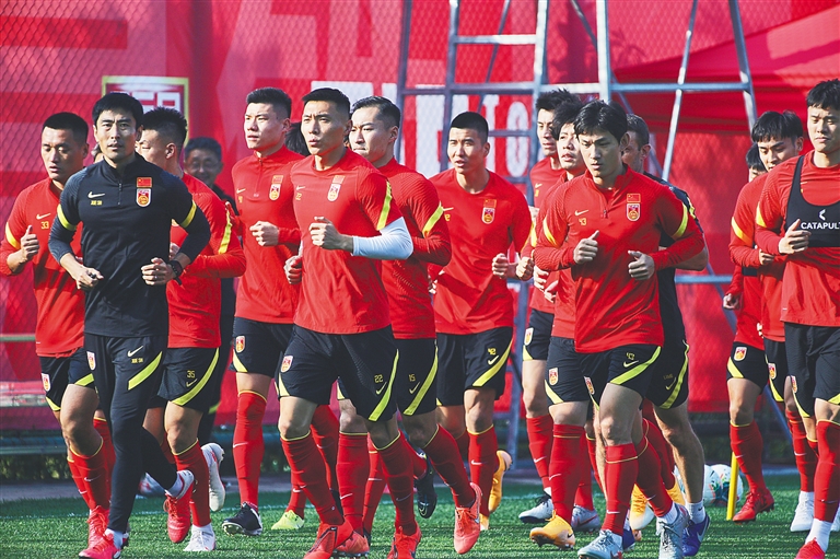 邮报：国际足联考虑强制设定比赛72小时间隔以保障球员健康（邮报：国际足联拟将比赛间隔强制设为72小时，保障球员健康）