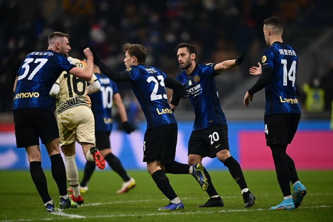 德转预热国米前锋博尼身价上涨：最低2500万欧，最高4000万欧（德转：国米前锋博尼身价上调，估值2500万至4000万欧）