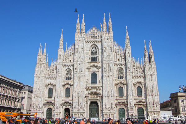 另一个半球的思念，奥斯卡晒出在家观看海港亚冠比赛照片（远隔半球仍心系海港，奥斯卡在家观战亚冠晒照）