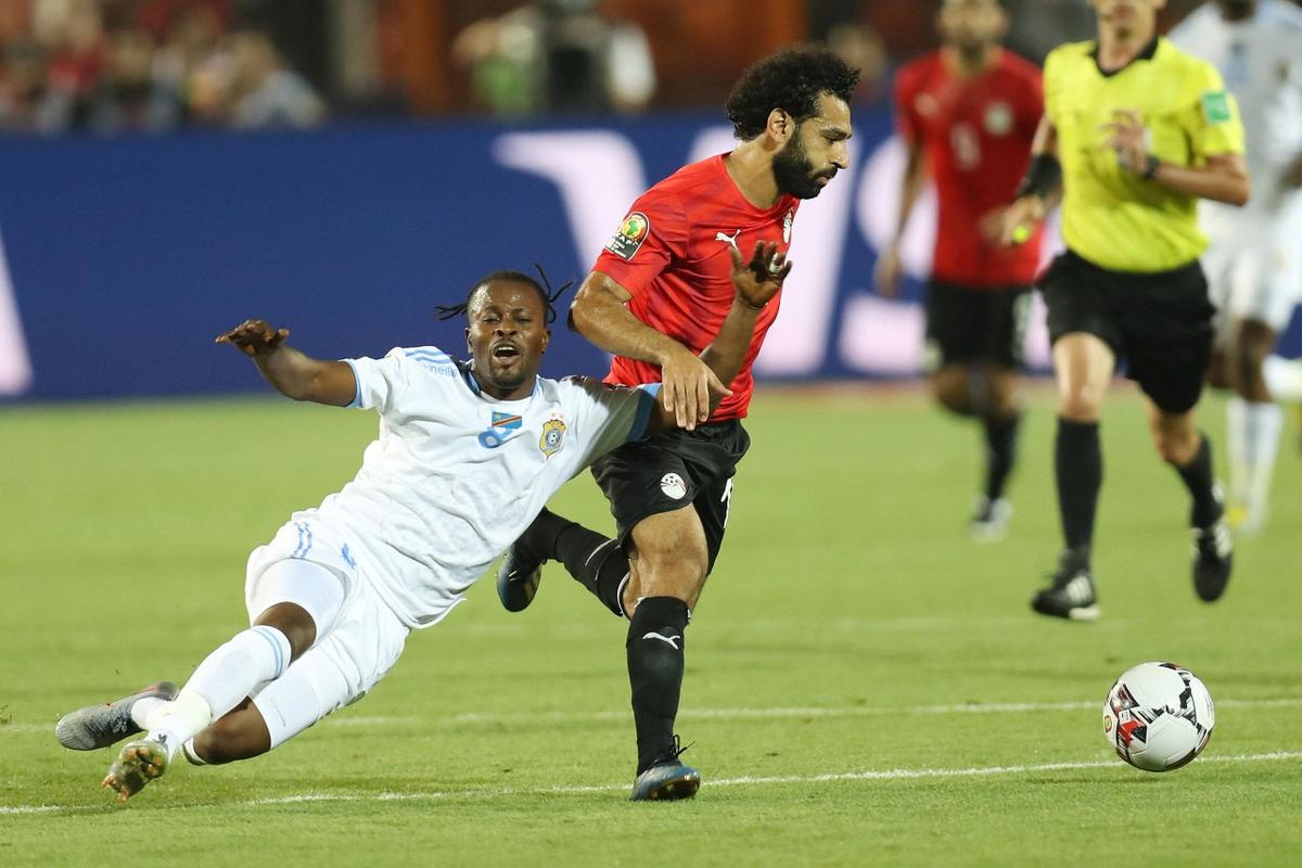 巴萨官方：特尔施特根已获医疗许可，入选对阵法兰克福大名单（巴萨官宣：特尔施特根获准复出，入围对阵法兰克福大名单）