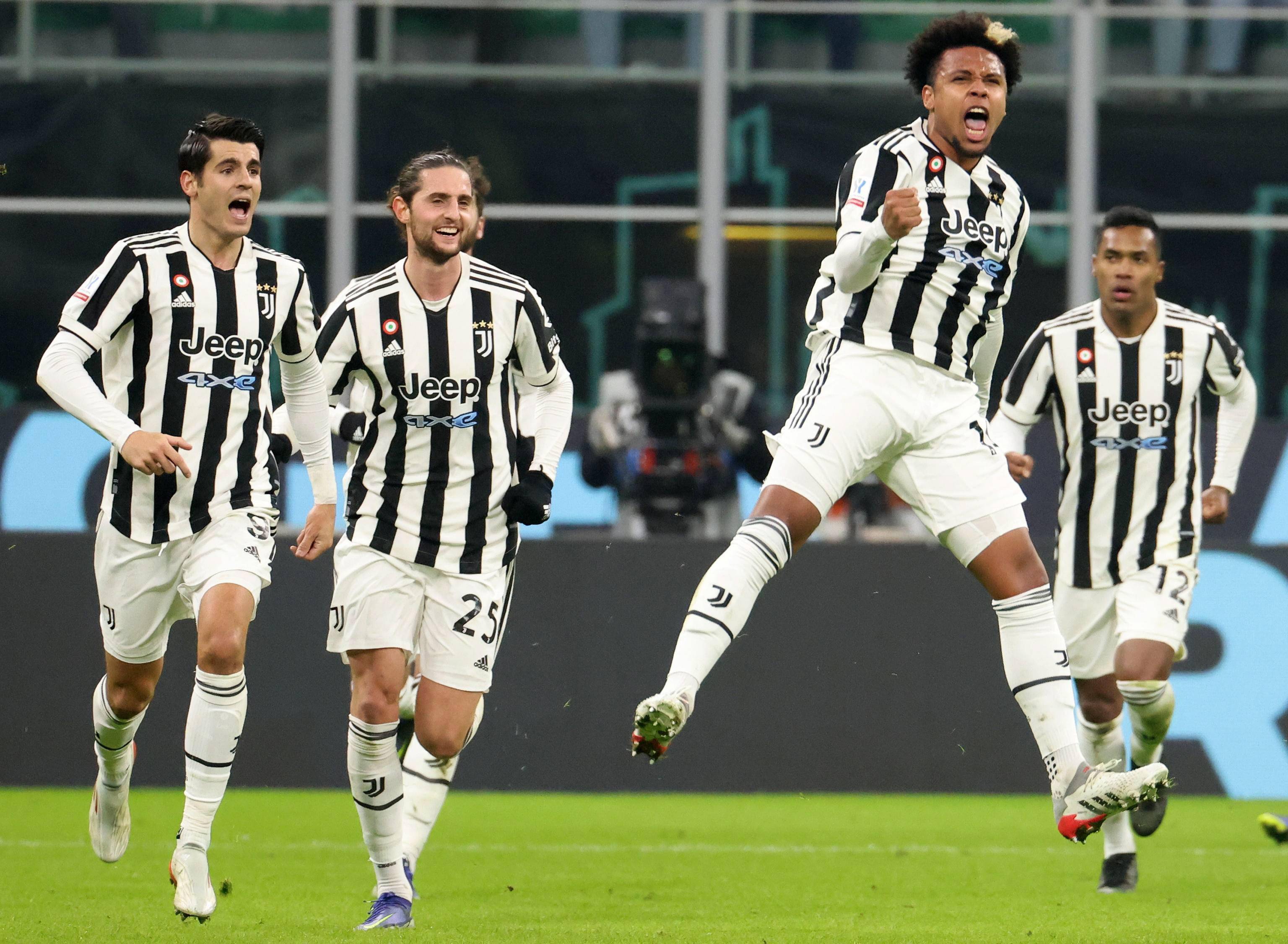 TA：加拉格尔在马德里过得很开心，俱乐部对他的工作态度满意（TA：加拉格尔在马德里过得愉快，俱乐部对其职业态度表示认可）