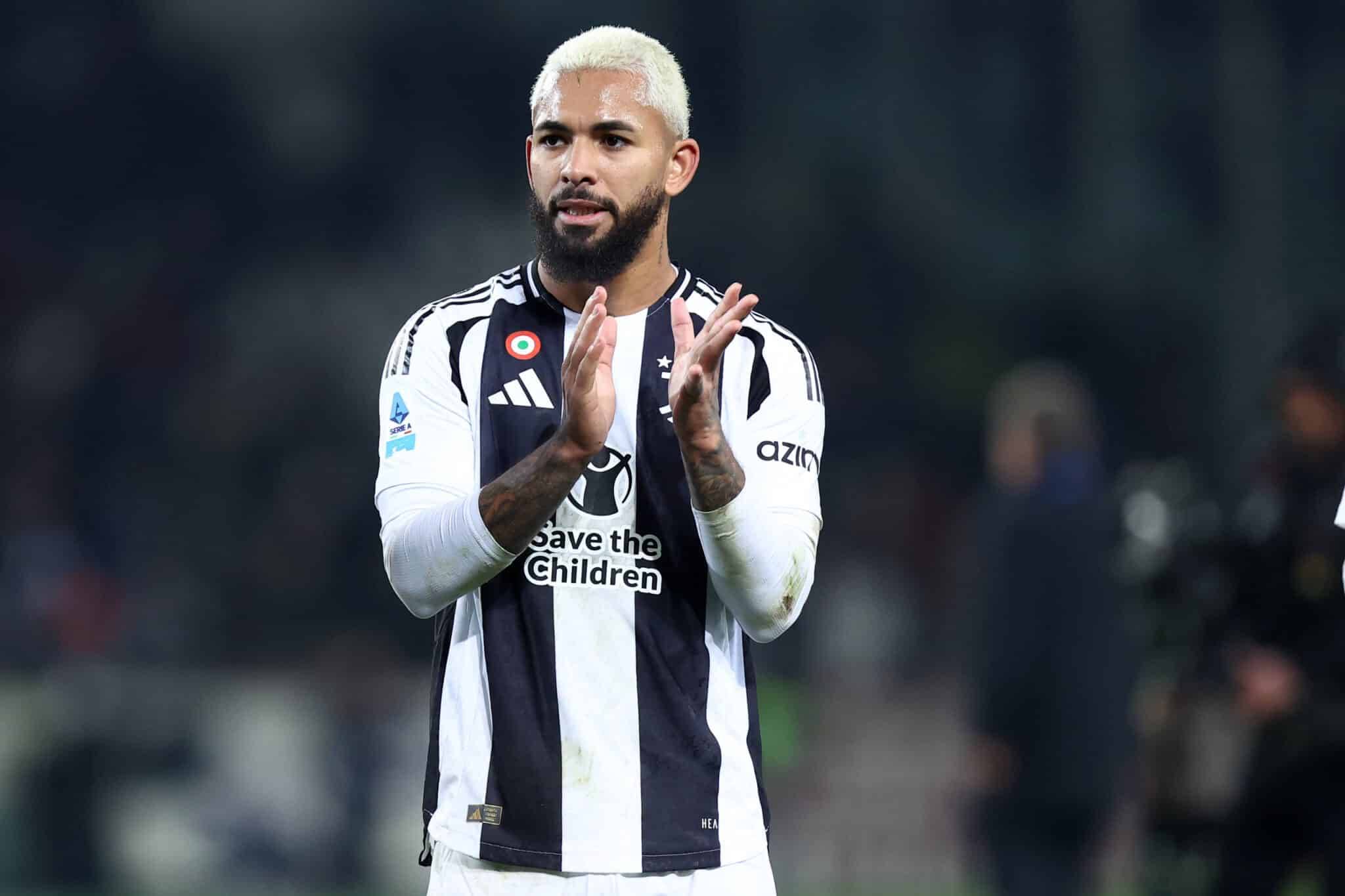 凯恩社媒：很高兴达成德甲100球里程碑，冬歇期可以好好休息（凯恩发文：达成德甲百球里程碑，冬歇期安心休整）