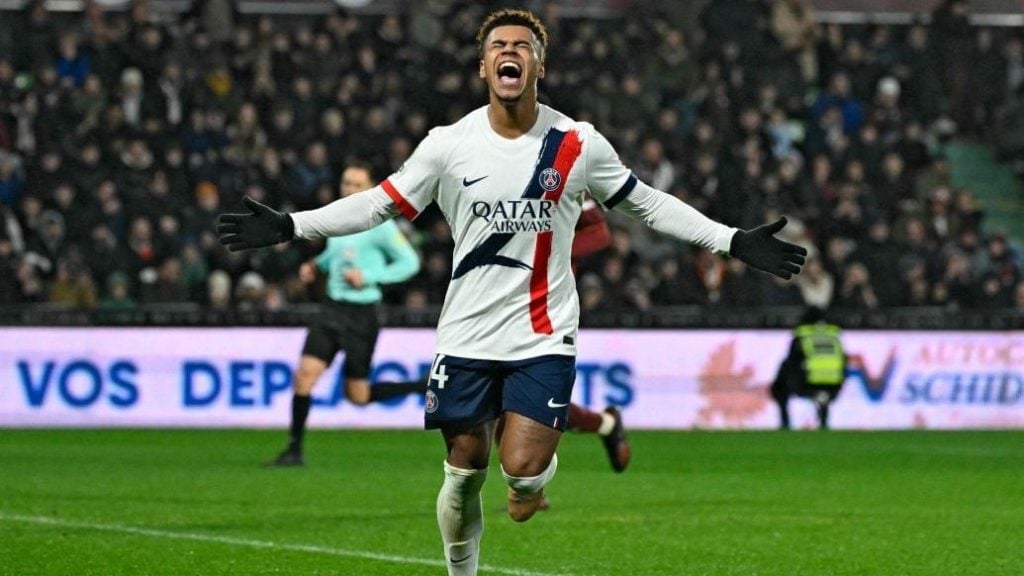 FIFA官方：C罗因直红被禁赛3场，剩余两场被缓期一年执行（FIFA通告：C罗因直红停赛3场，另2场缓期一年执行）