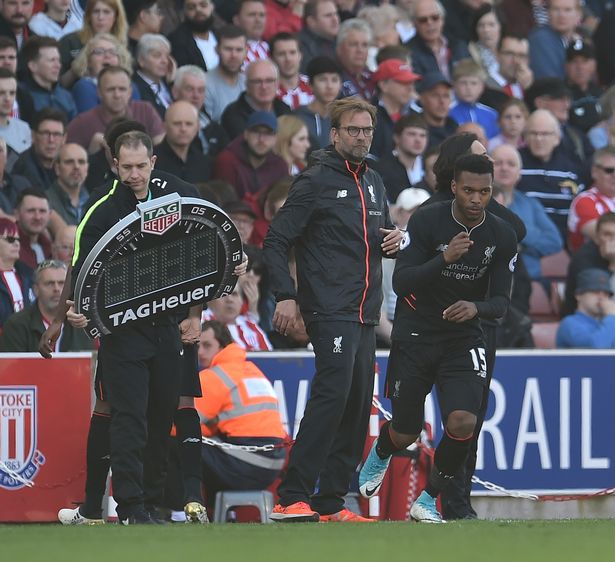 杨瀚森首次首发出战19分钟生涯新高，得到4分5篮板2助攻