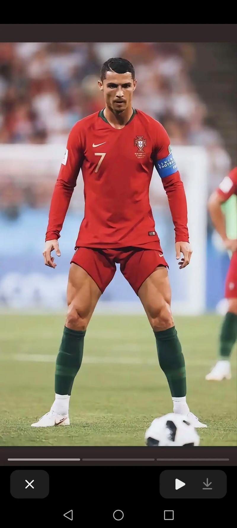 半场战报：法兰克福0-0美因茨，双方破门乏术（半场快讯：法兰克福0-0美因茨，场面胶着难破门）